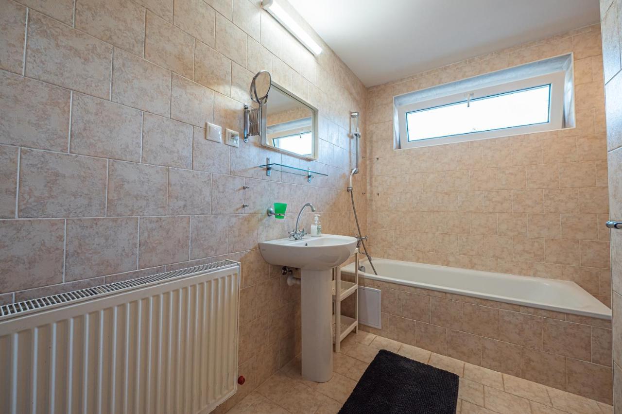 Xlsuite Apartment Comfort Piest'any Buitenkant foto