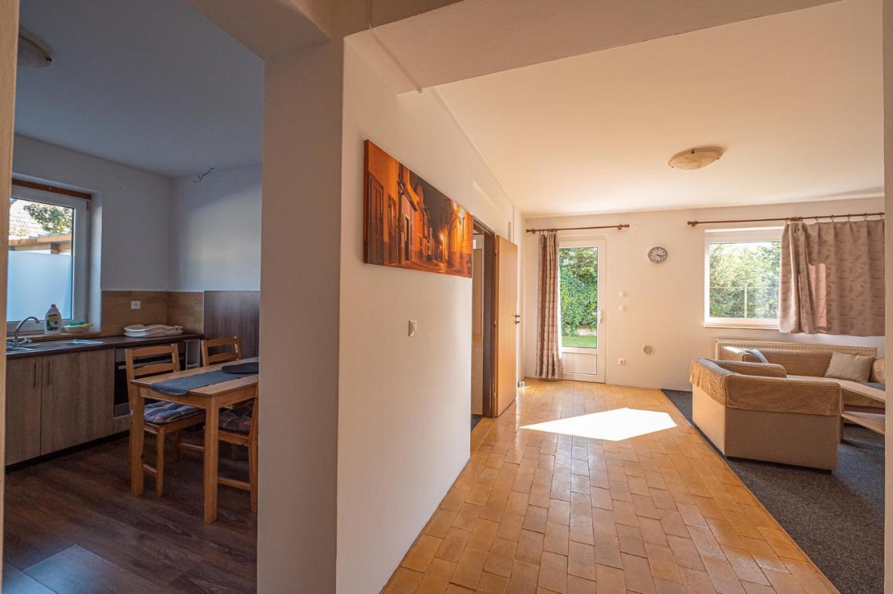 Xlsuite Apartment Comfort Piest'any Buitenkant foto